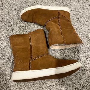 Excellent condition Ugg Boots 9